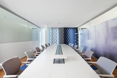 Lamelgardiner, SG 2810, Multi Shadow, Room shot "Disy Information Systems GmbH", Karlsruhe, Germany, Vertical Waves