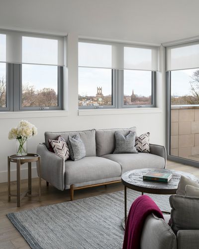 Roller Blind Systems, SG 4970, Multiscreen 1-10%, The Crescent, Edinburgh, Scotland, UK