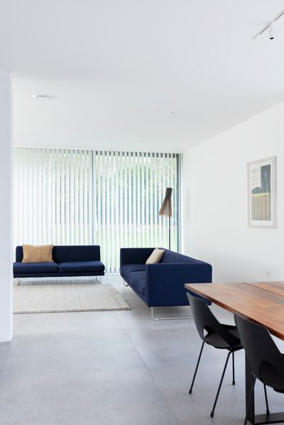 Lamelgardiner, SG 2910, Palisade Revive, Gerrards Cross, London, United Kingdom