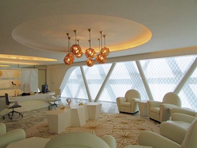 Lamelgardiner, SG 2950, Multi Visio, Room shot "Al Bidda Tower", Doha, Qatar, Vertical Waves