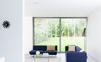 Lamelgardiner, SG 2910, Multi Visio, Gerrards Cross, London, United Kingdom