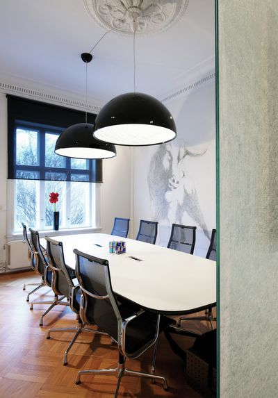 Rullegardiner, Multiscreen 1-10%, Room shot "Red Bull Office", Oslo, Norway